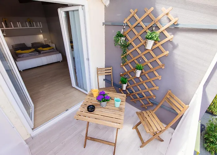 Apartment 63 - 2