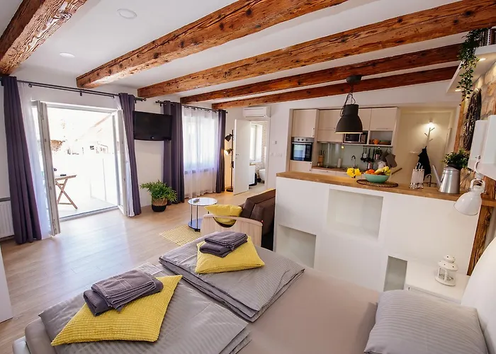 Apartment 63 - 2