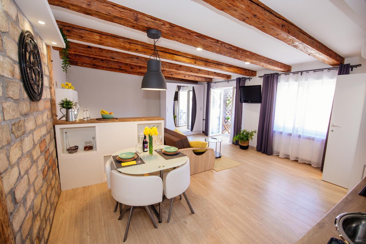 63 - 2 Apartment *